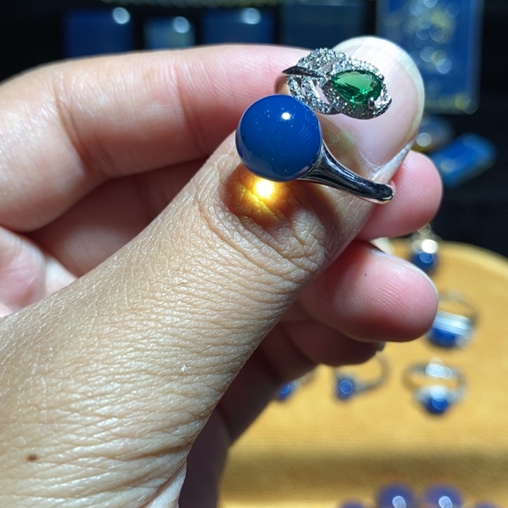 琥珀未镶嵌裸石799