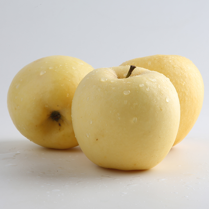 山东烟台黄金奶油富士苹果脆甜多汁新鲜水果