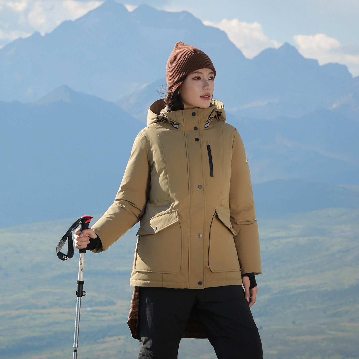 登美司户外羽绒服女2025冬新款95白鹅绒时尚连帽外套加厚保暖