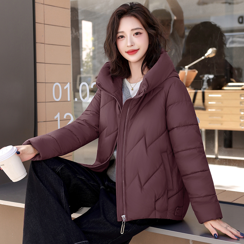 2025年冬季短款大码加厚宽松保暖韩版外套妈妈冬装老钱风棉服外套