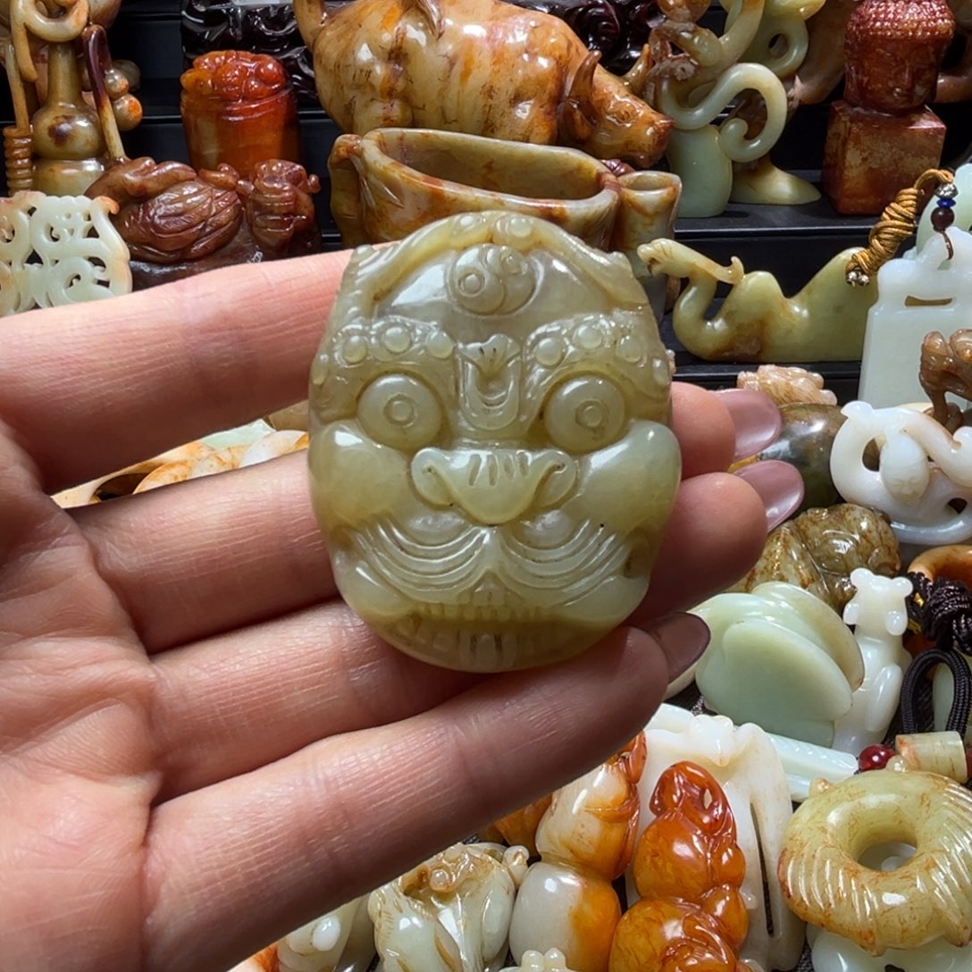 和田玉未镶嵌挂件