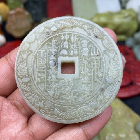 蛇纹石玉颈饰未镶嵌4