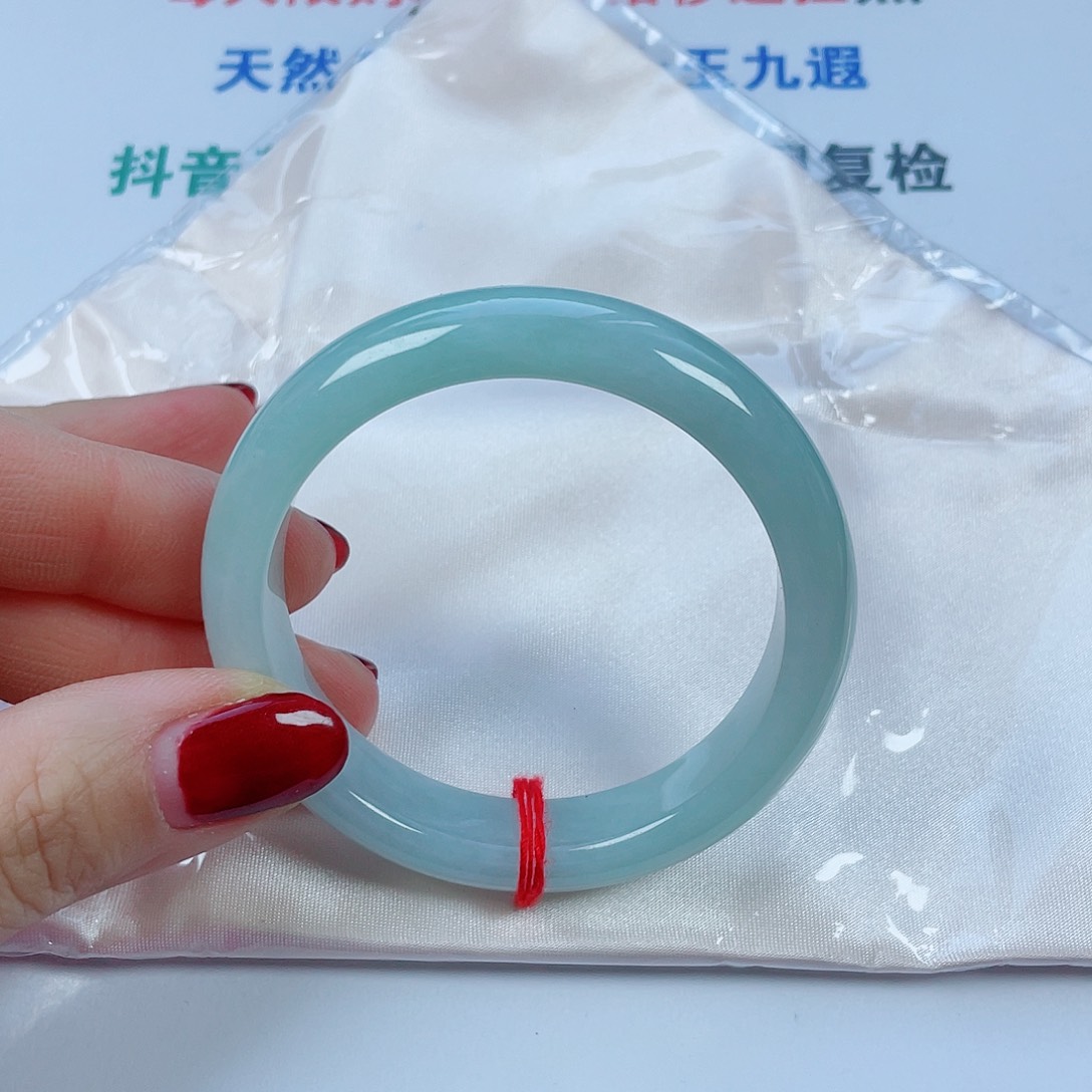 翡翠未镶嵌手镯天然