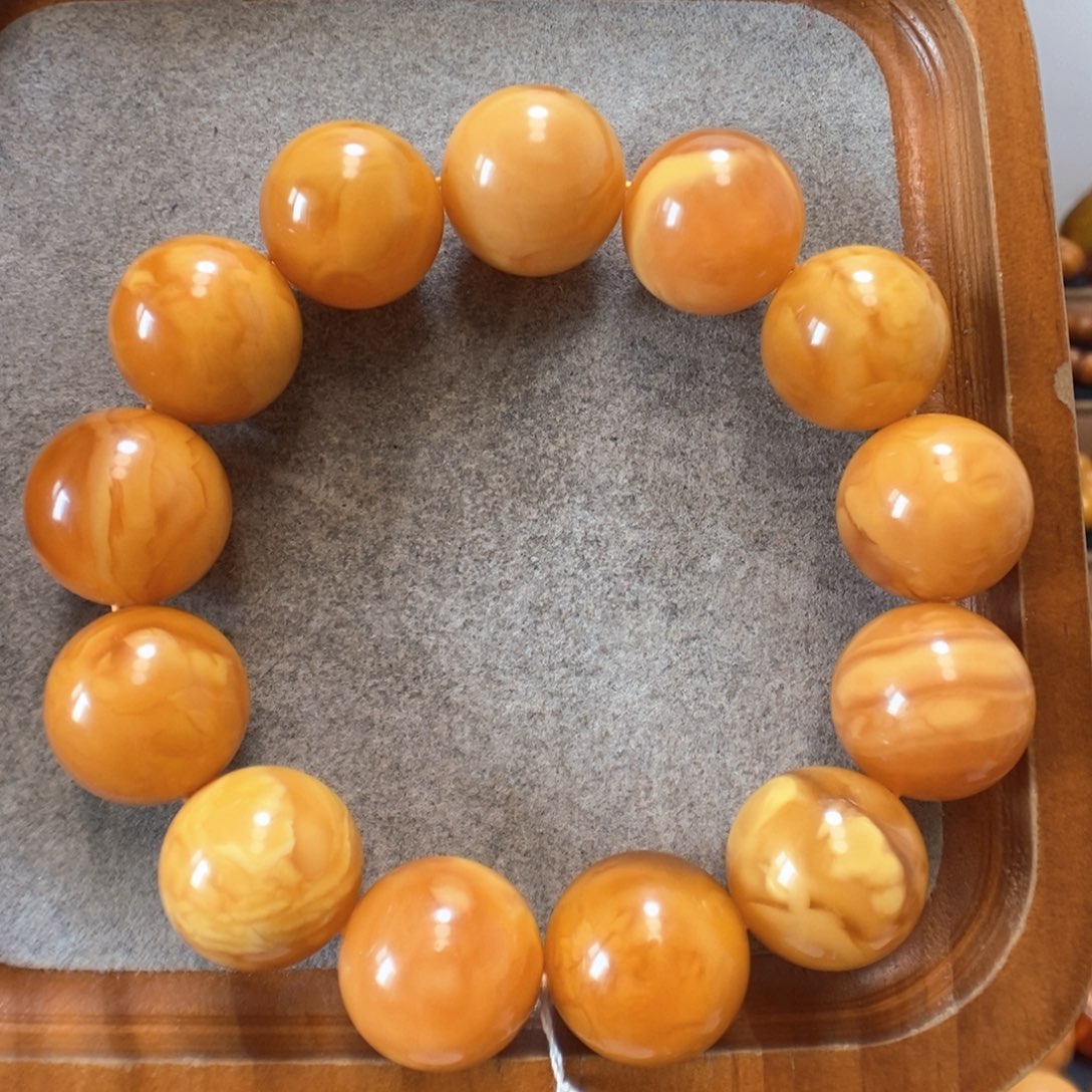 未镶嵌蜜蜡手串蜜蜡