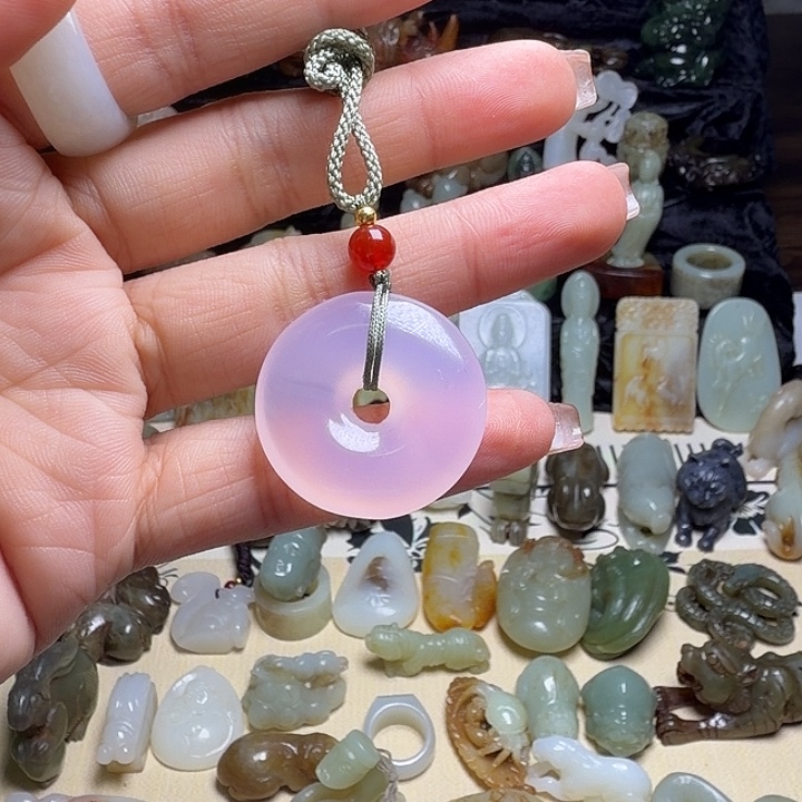 和田玉（糖玉）未镶嵌颈饰