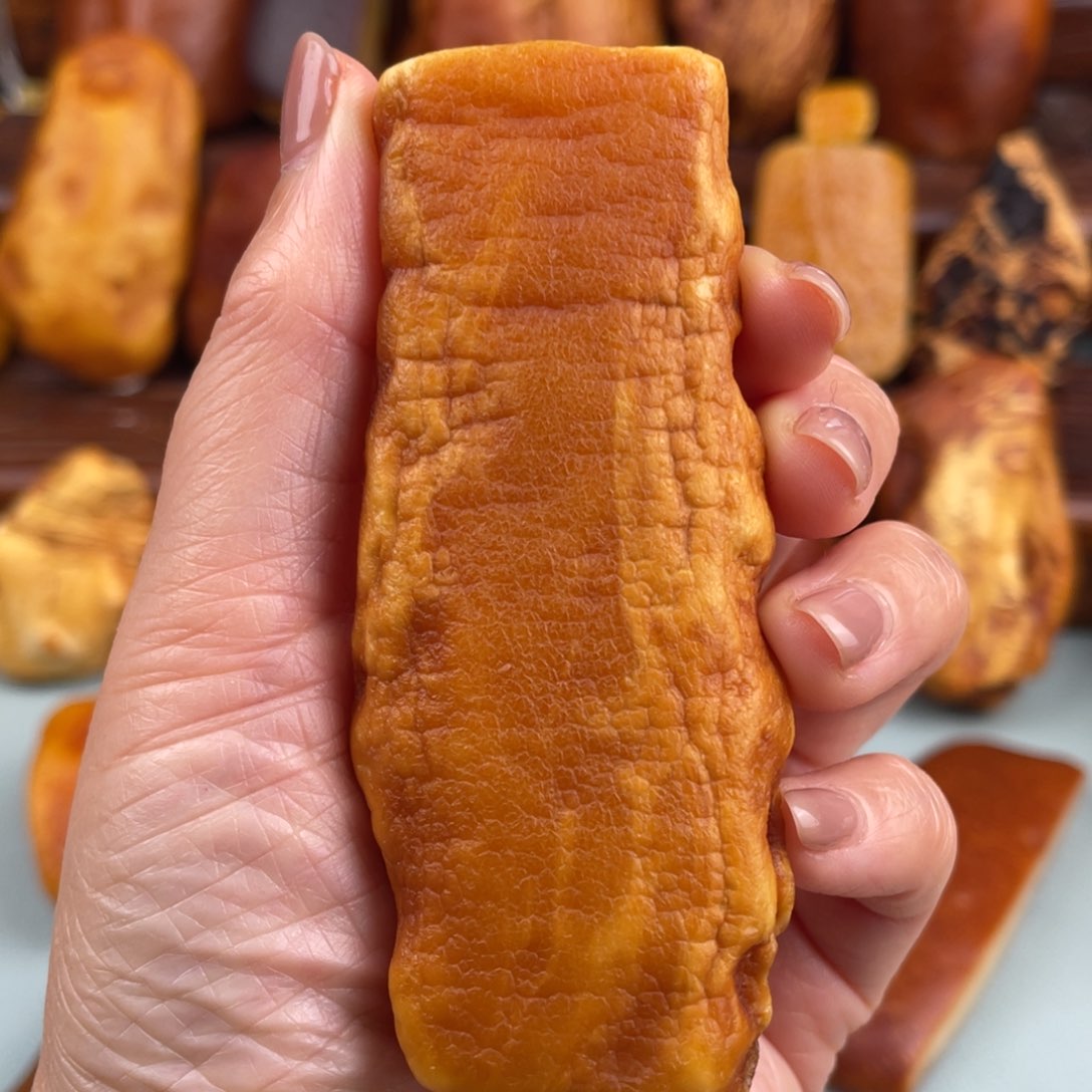 定制琥珀未镶嵌蜜蜡全皮手件