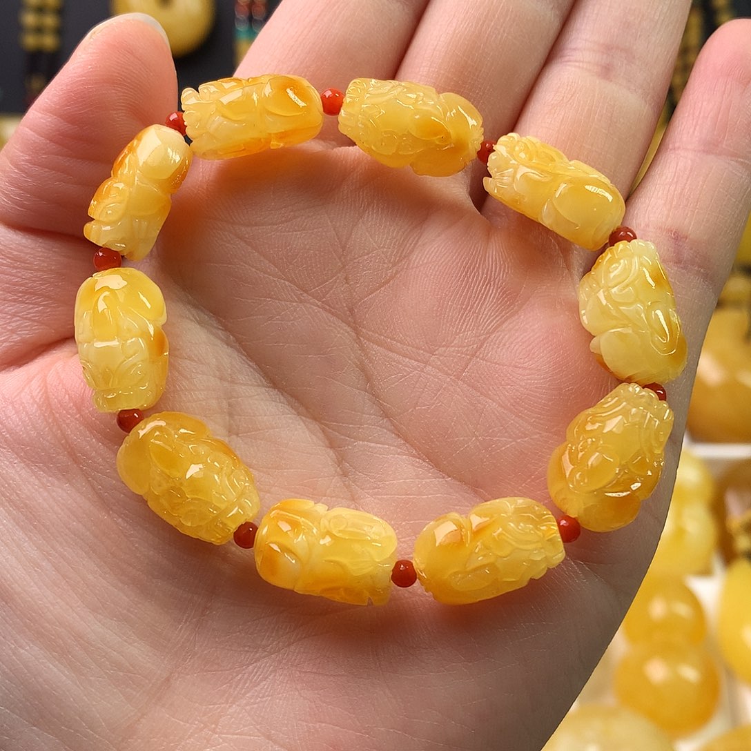 琥珀裸石未镶嵌手串