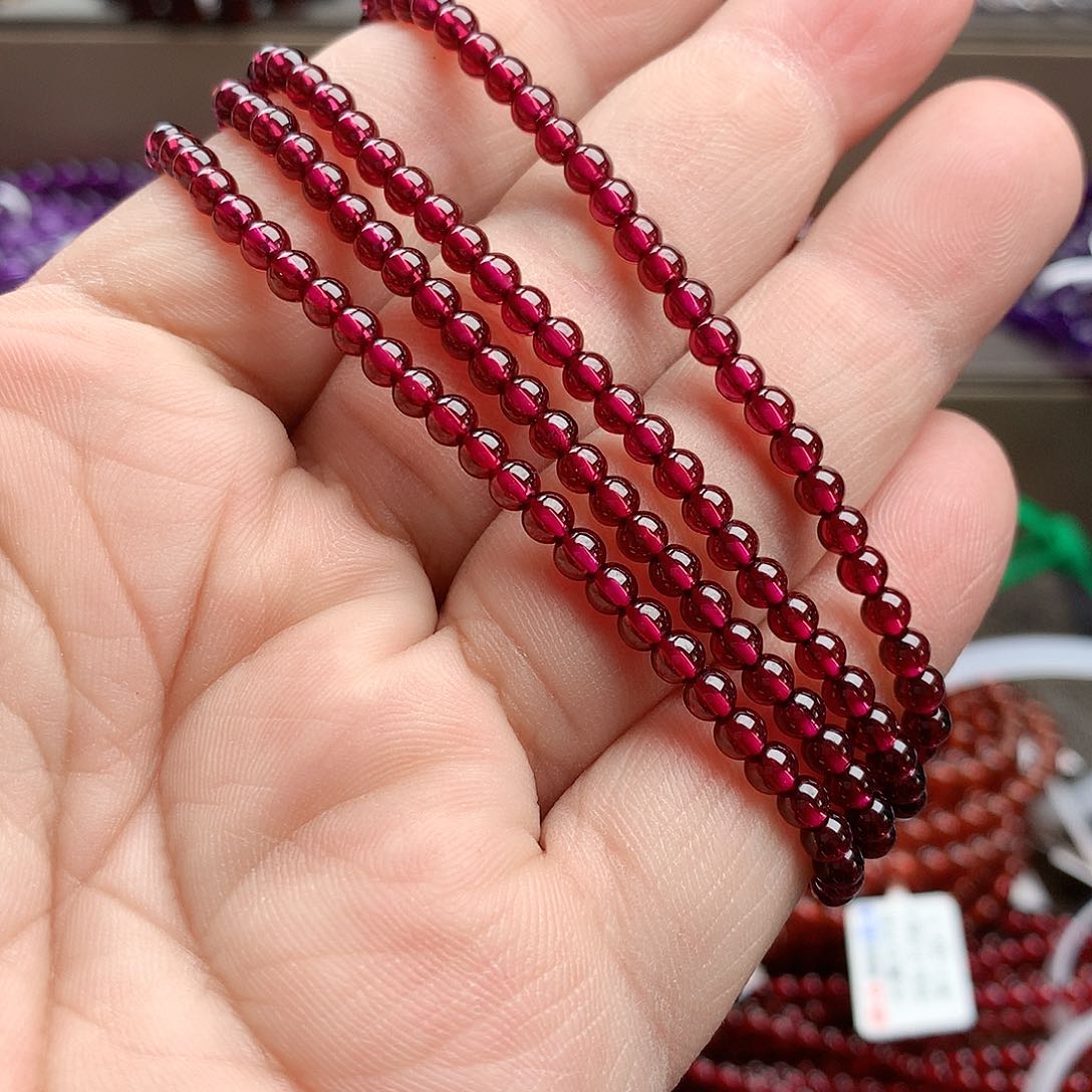 石榴石手串未镶嵌3.8