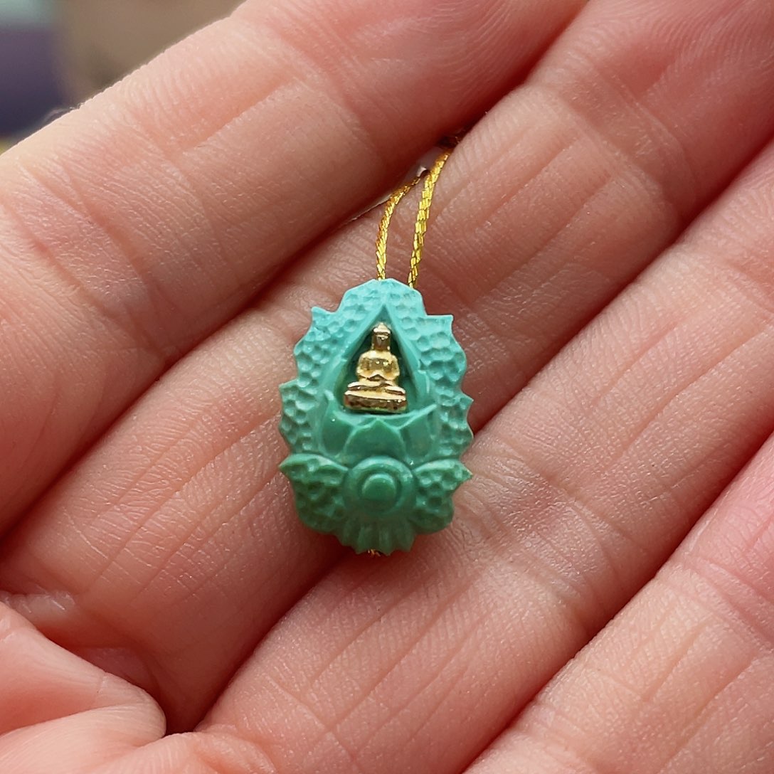 绿松石颈饰未镶嵌