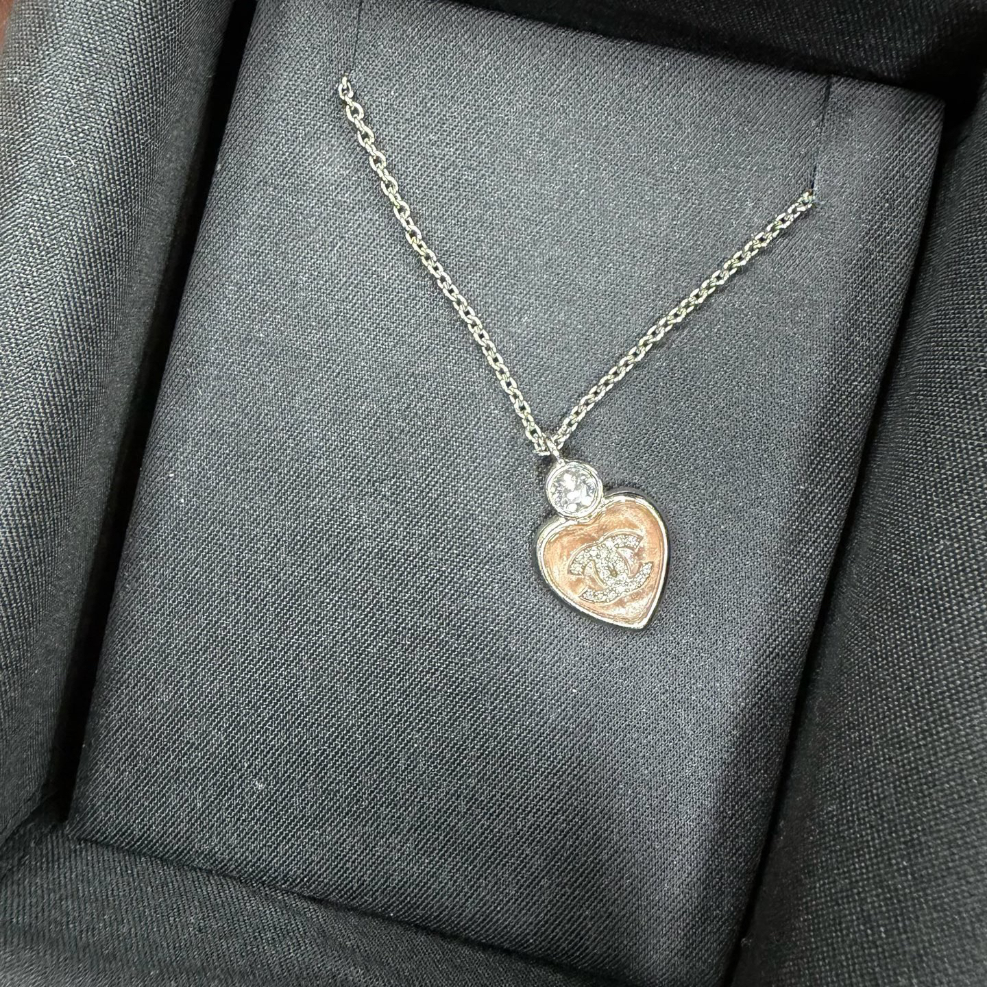 95新 Chanel/香奈儿 捐金沉珠/爱心项链25p