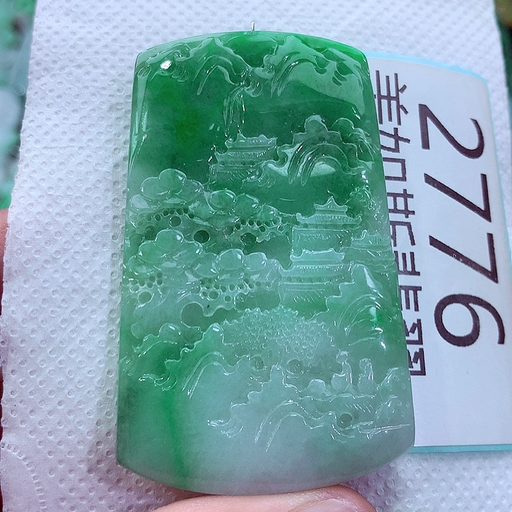 吊坠(不含链)未镶嵌翡翠