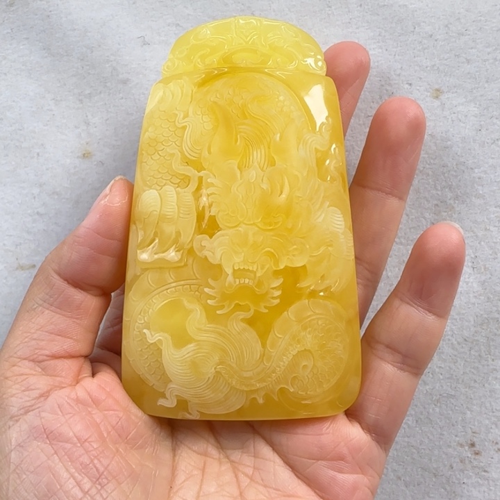 未镶嵌蜜蜡珠宝奇石