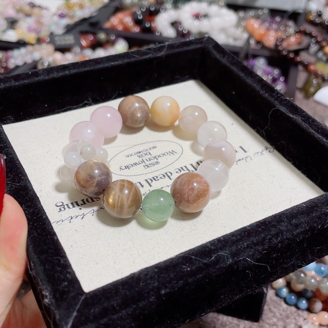 未镶嵌水晶手链孤品