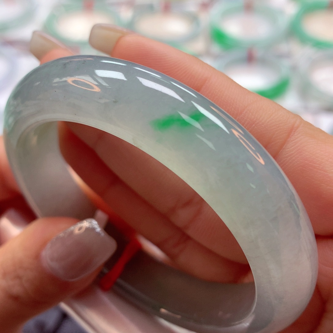 翡翠手镯未镶嵌54正43号88