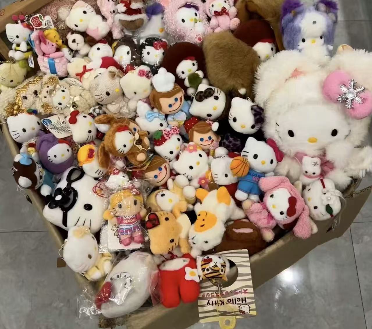 中古HelloKitty 挂件 毛绒玩具 礼物 玩偶