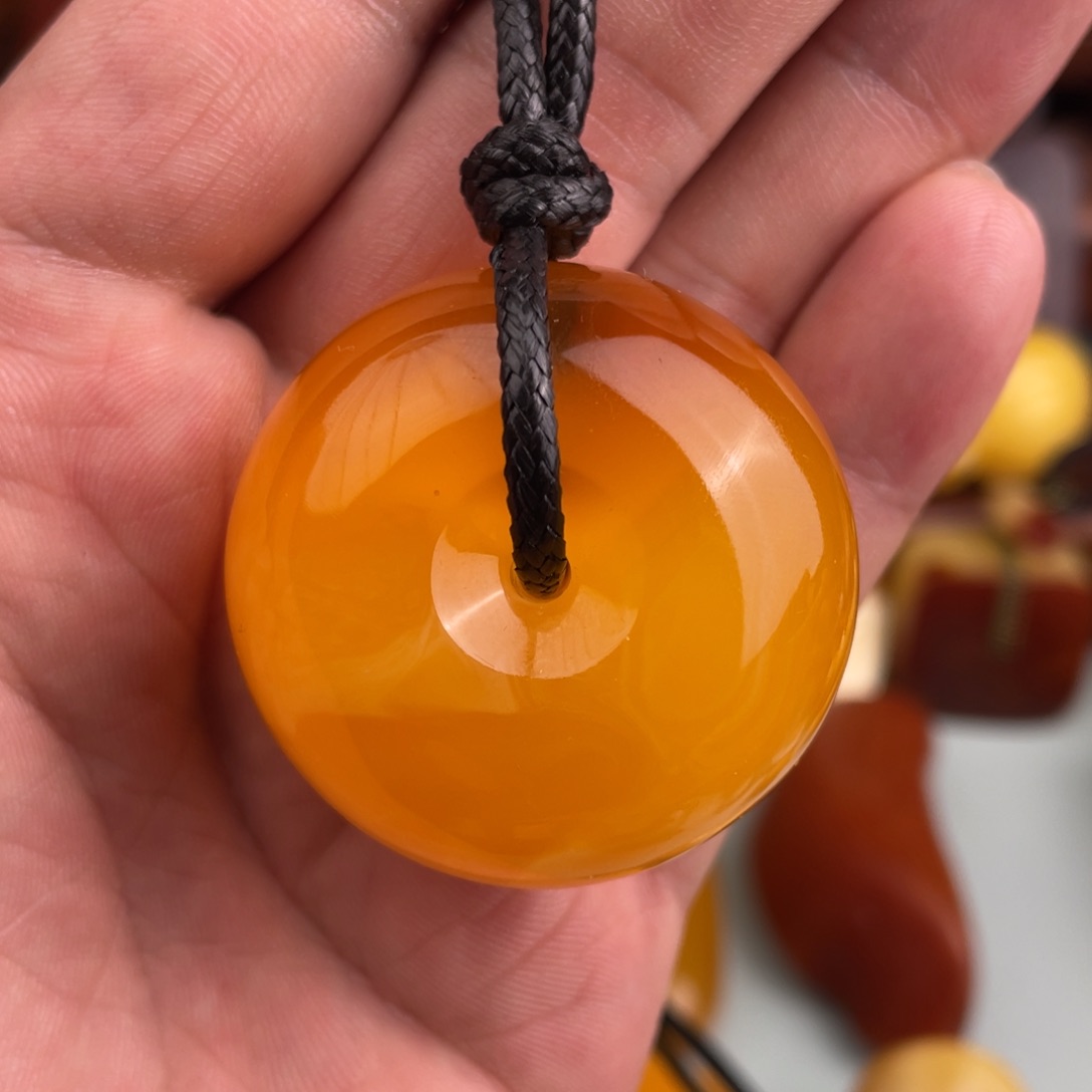 定制琥珀未镶嵌蜜蜡面包圈