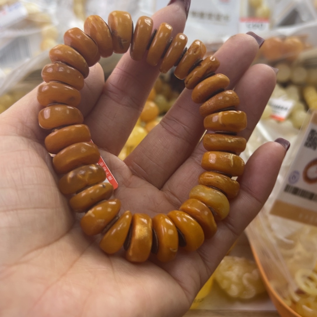 琥珀珠宝奇石未镶嵌