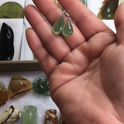 蛇纹石玉合金耳钉天然岫玉