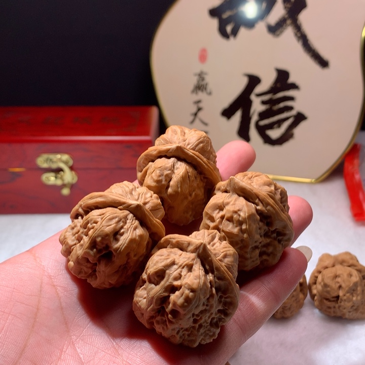 江***风大叶紫檀（黑酸枝木类）全品练手蛤蟆