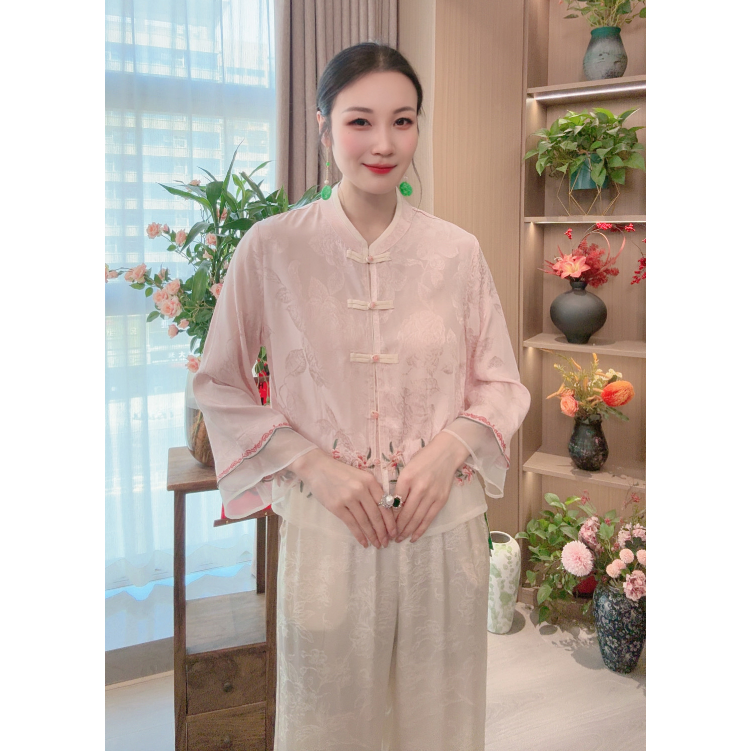 【嫣芳】春夏2025新款新中式防晒上衣女装立领绣花气质夏季薄款外套