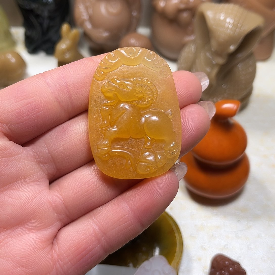 白玉菩提吊坠白玉菩提吊坠