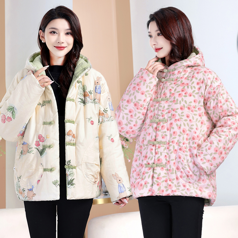 新疆长绒棉服女士冬季连帽棉衣印花保暖国风手工盘扣棉袄外套