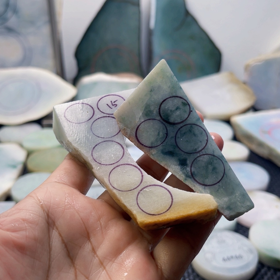 翡翠未镶嵌挂件缅甸翡翠