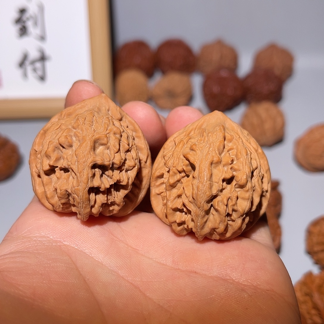 文玩核桃吊坠原树遵化马蹄