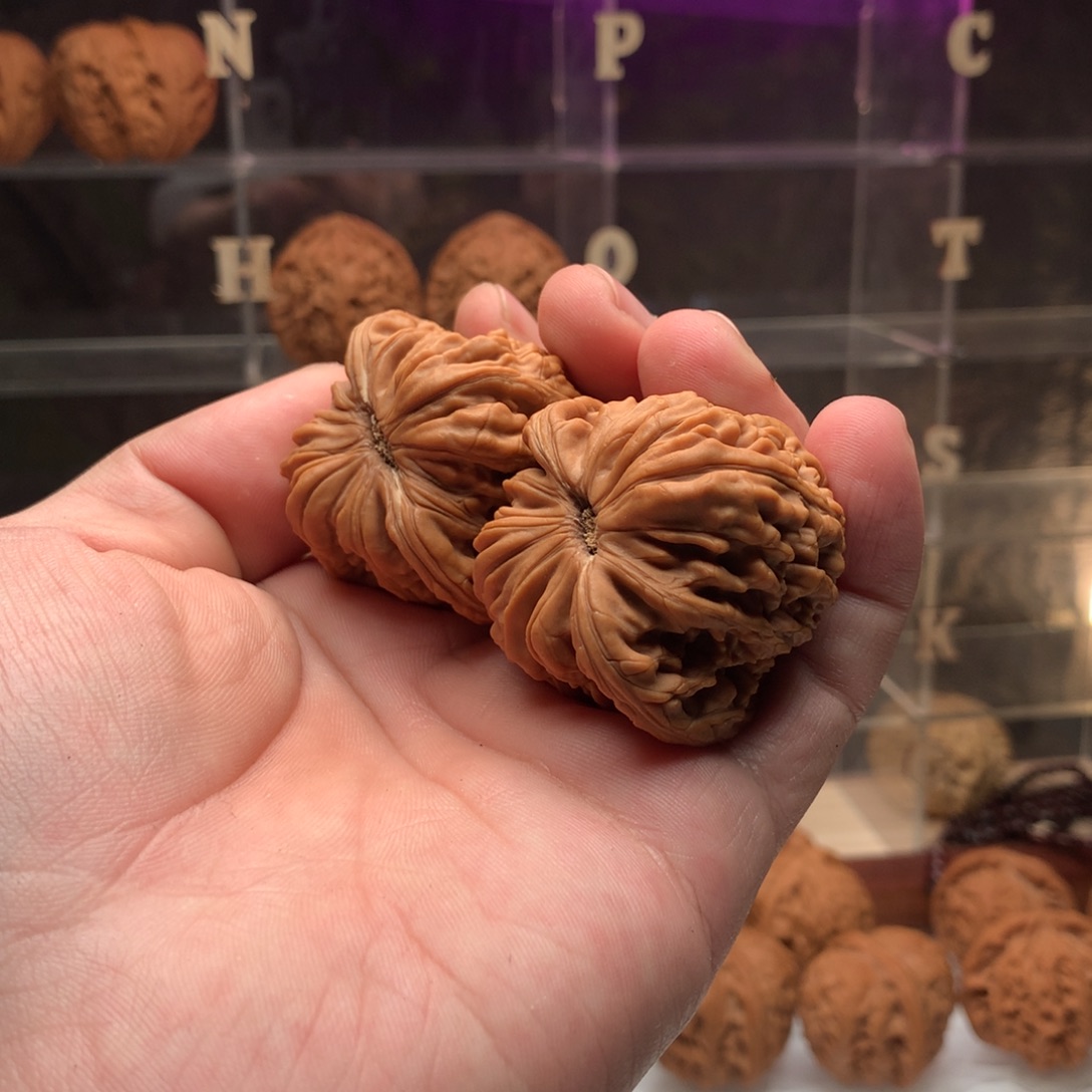 A****吊坠文玩核桃四座楼666888