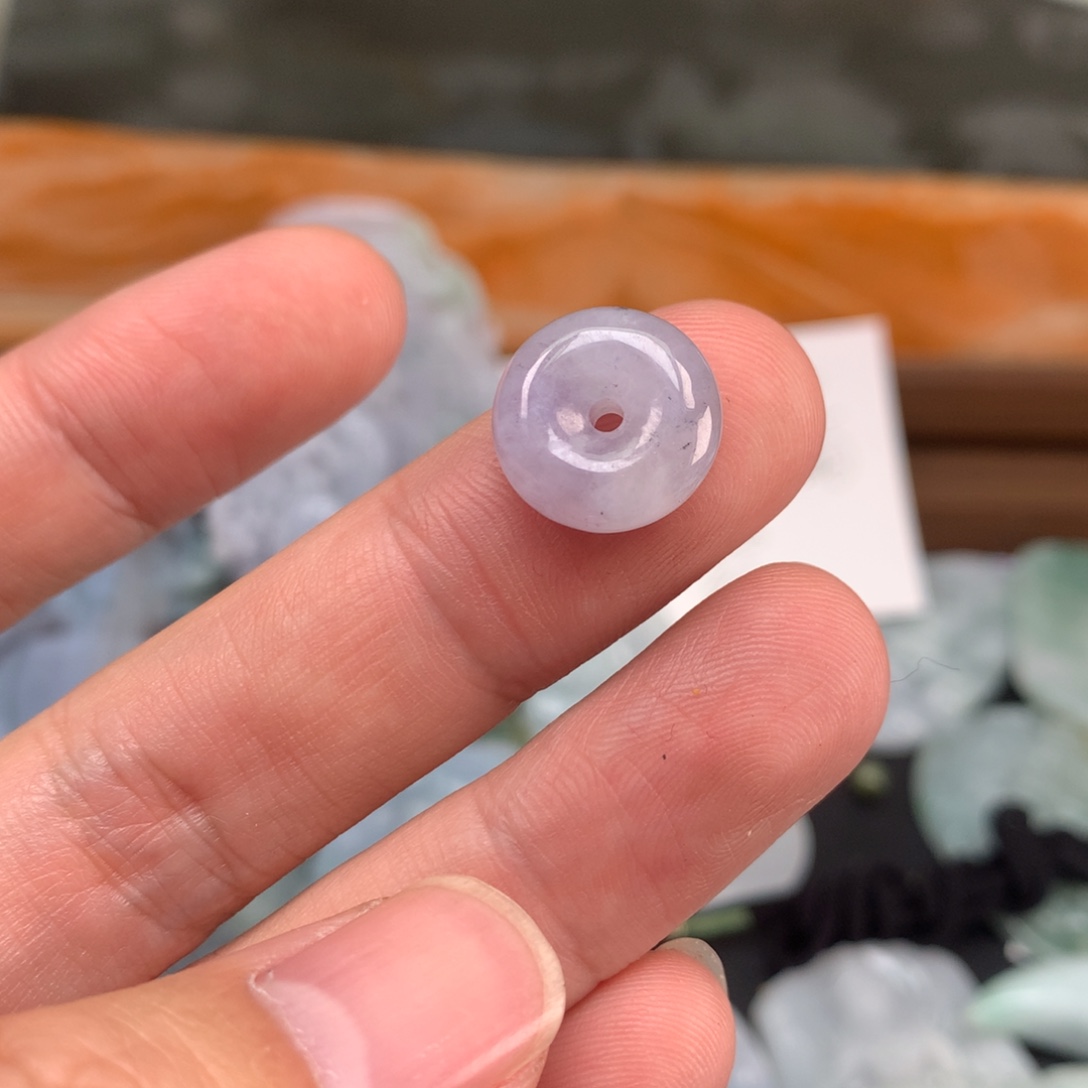 翡翠未镶嵌颈饰福利