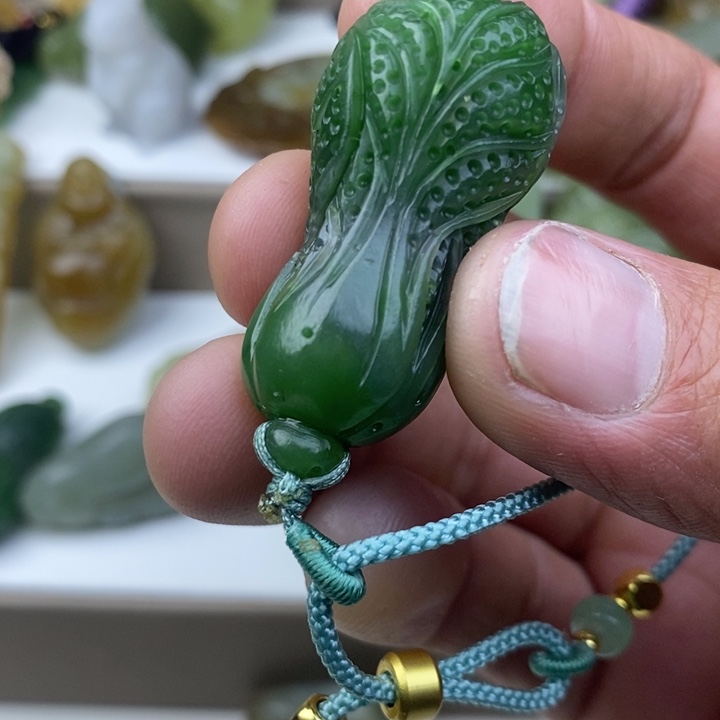 和田玉（碧玉）未镶嵌颈饰