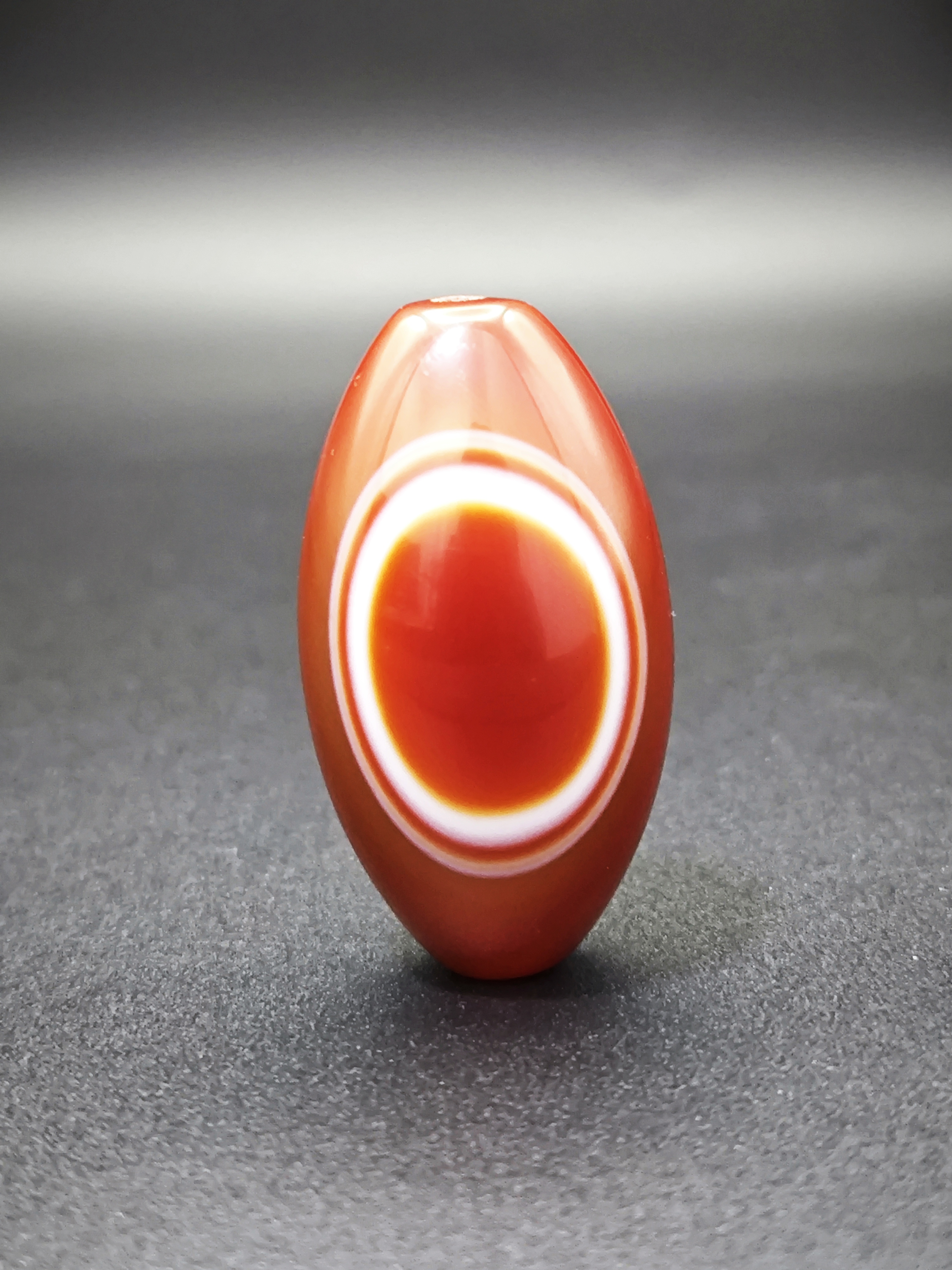 缠丝玛瑙红色一眼珠