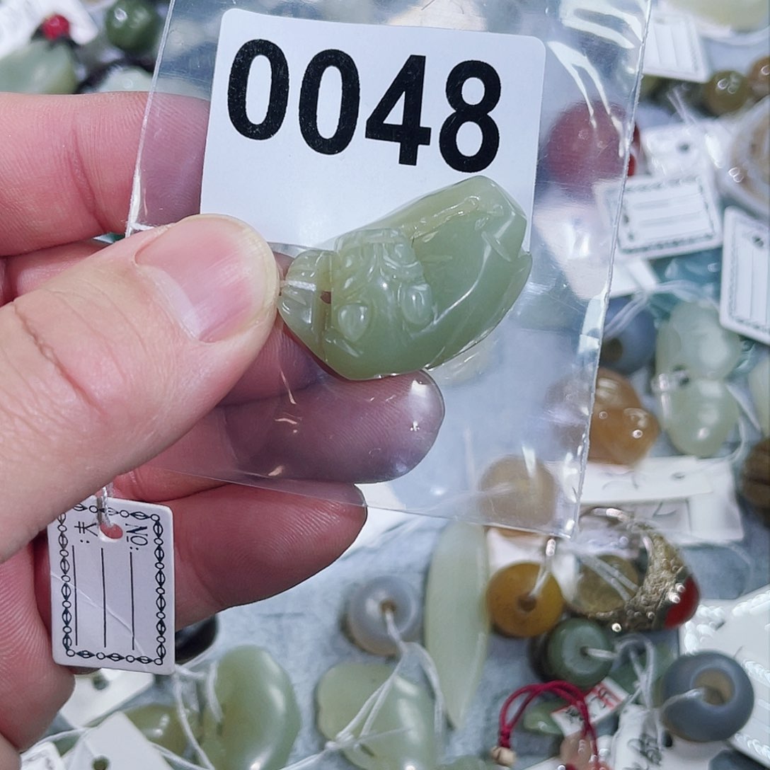 玛瑙/玉髓车挂未镶嵌