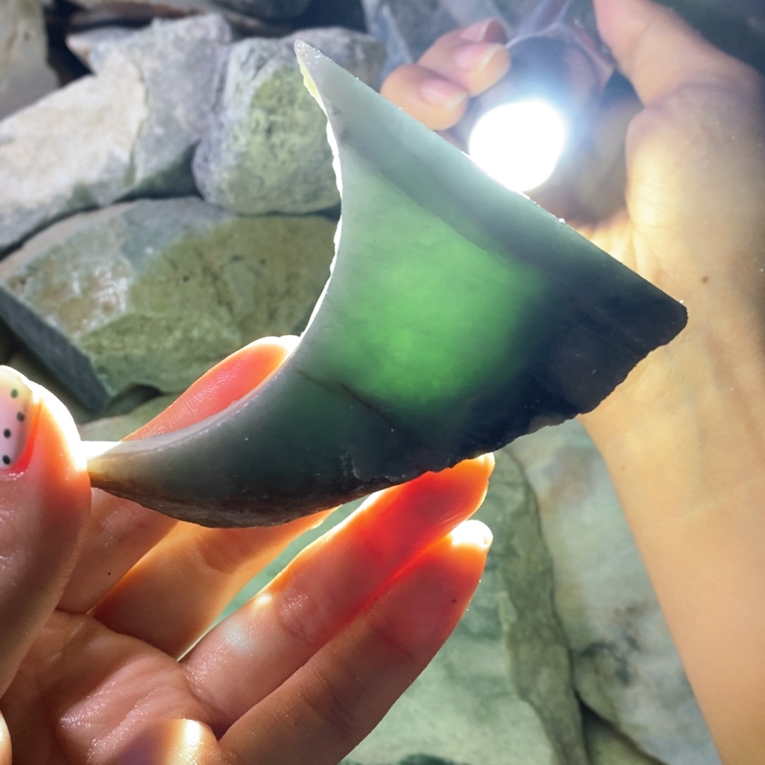 颈饰未镶嵌翡翠天然翡翠