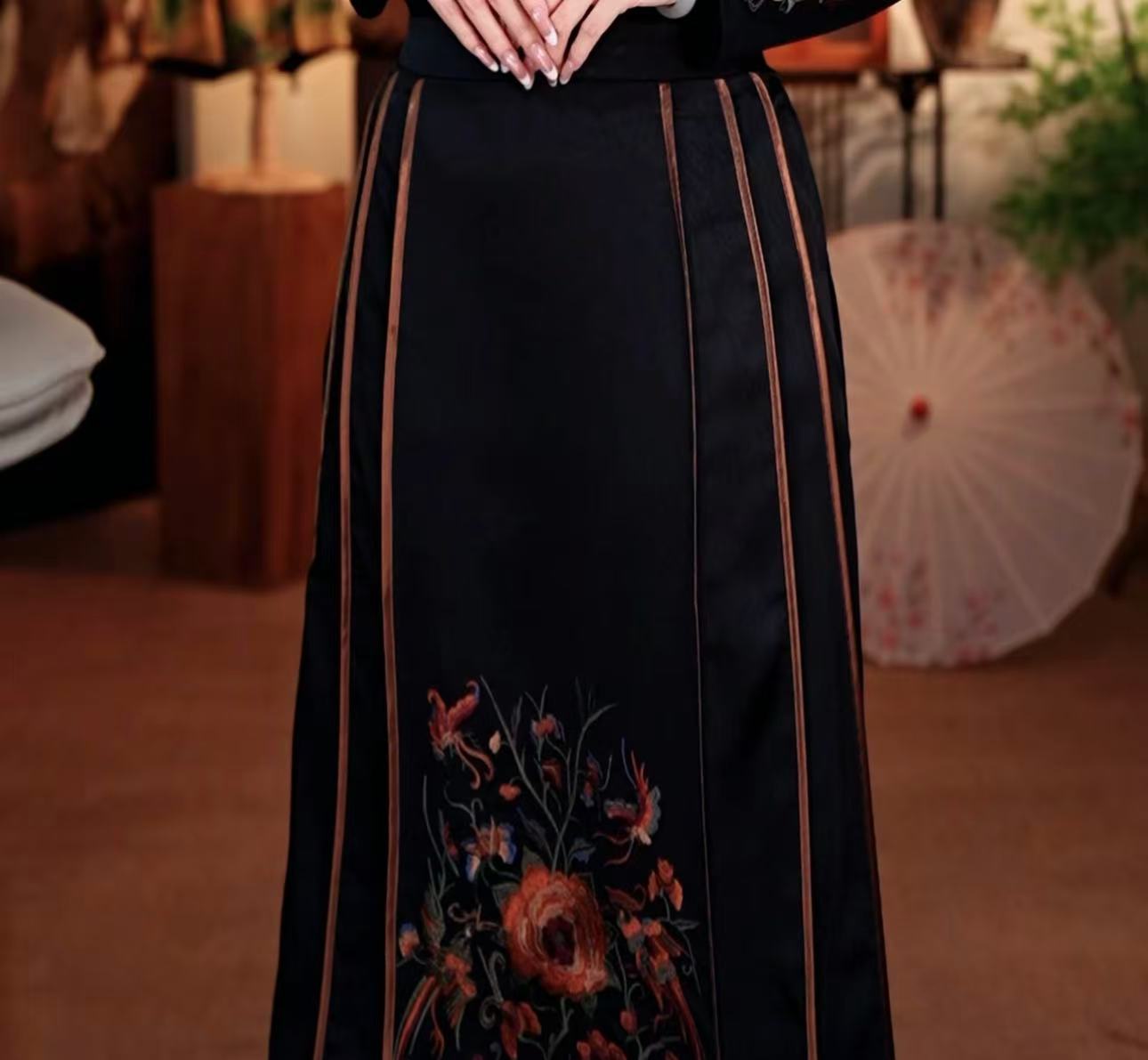 [青禾]柒夫人高定新中式刺绣马面裙-蓉蓉