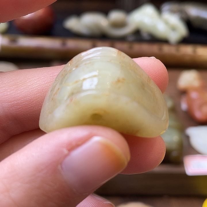 和田玉（糖玉）未镶嵌颈饰