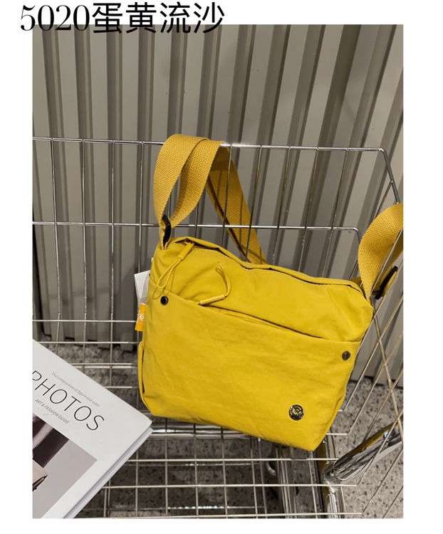 BOBO博卜正品布包女斜挎单肩防泼水轻便百搭休闲小方包5020 5026