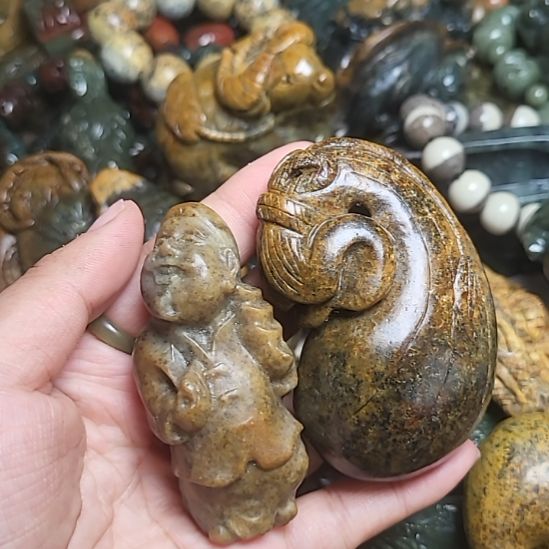 岫岩河磨玉（透闪石质玉）未镶嵌挂件