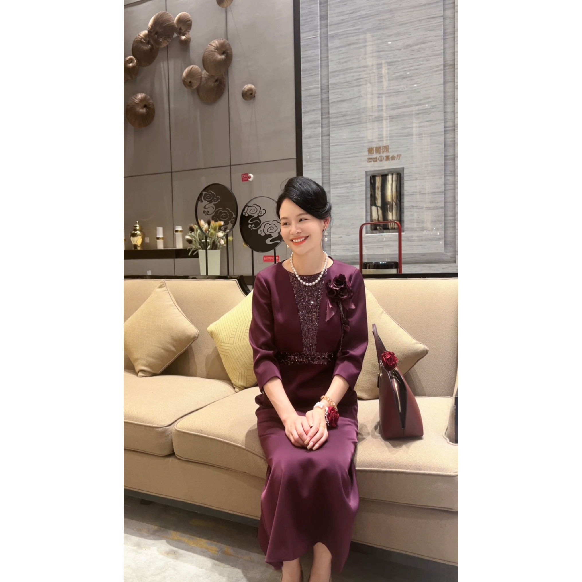 0079-喜婆婆喜妈妈轻奢反季气质显瘦旗袍领连衣裙婚宴礼服