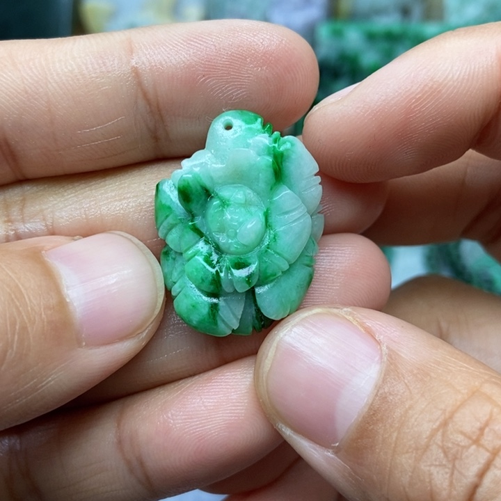 定制翡翠未镶嵌翡翠
