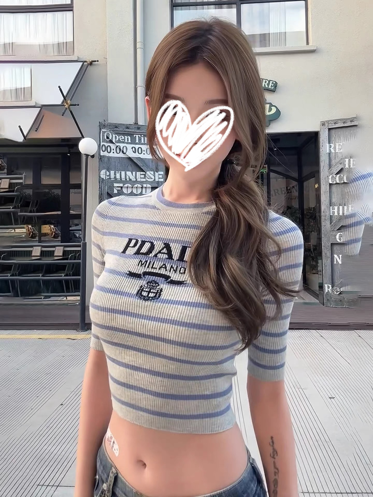 美式辣妹条纹字母印花短袖T恤女修身显瘦短款露脐打底衫针织上衣