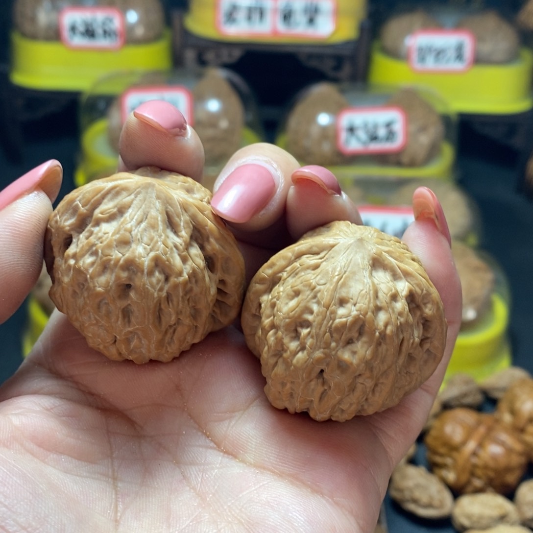 文玩核桃把件20号铁锤38尺原桩