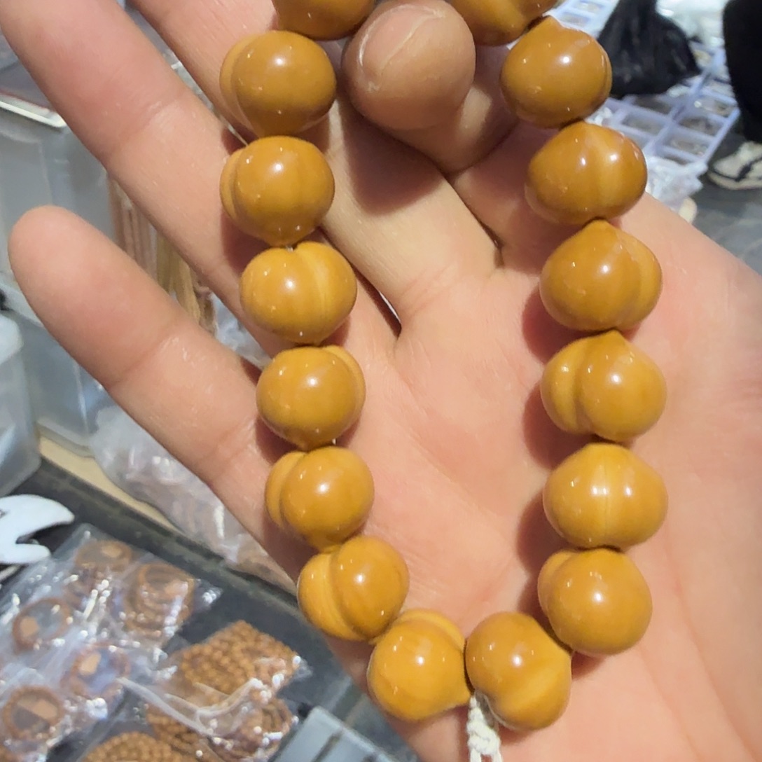 猴头核桃吊坠丹姐手工16奶油屁桃