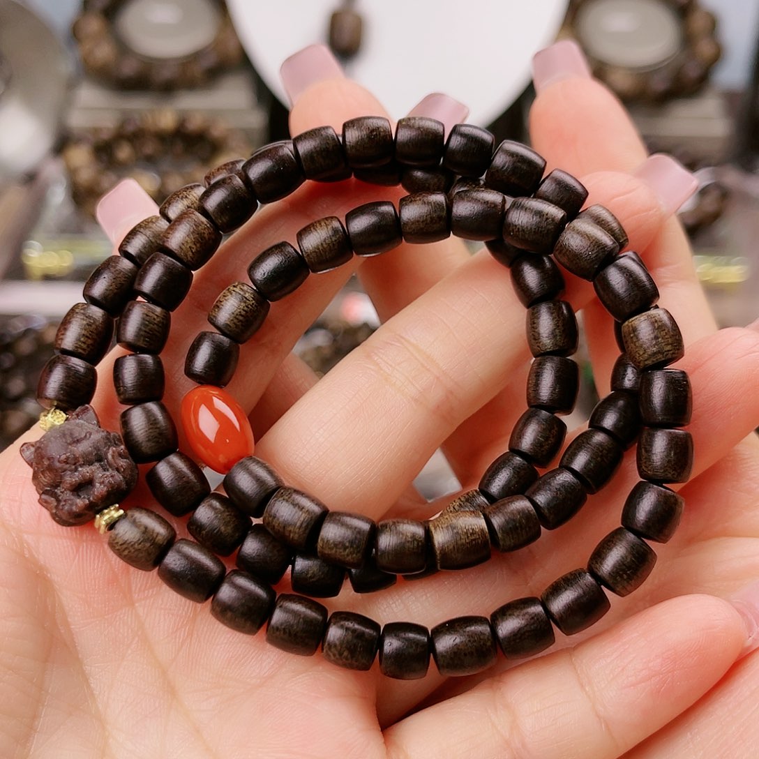 沉香手串越南芽庄老白棋玉化碳化老料0.6