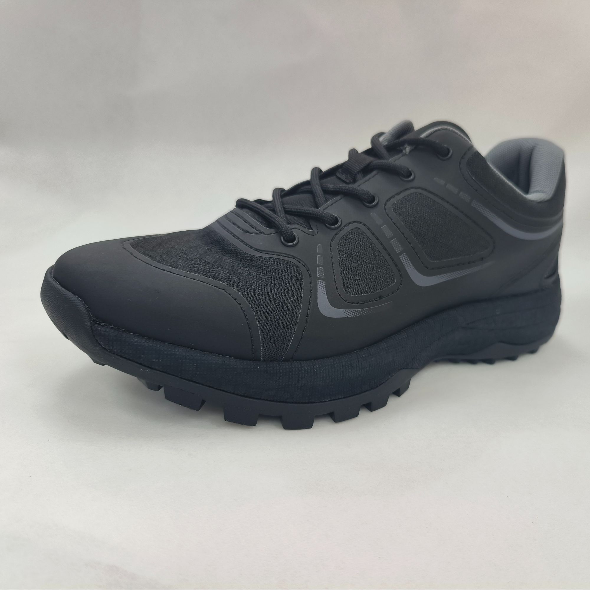 047【秋冬新款】黑色经典运动鞋训练鞋透气舒适弹力缓震跑步鞋