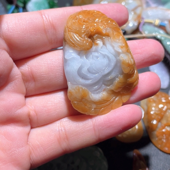 【闪购商品】翡翠颈饰未镶嵌天然翡翠