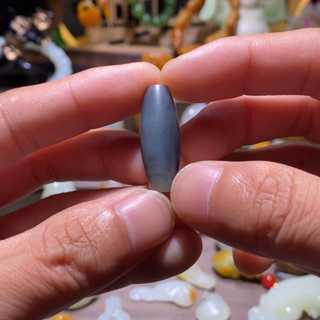 和田玉未镶嵌车挂