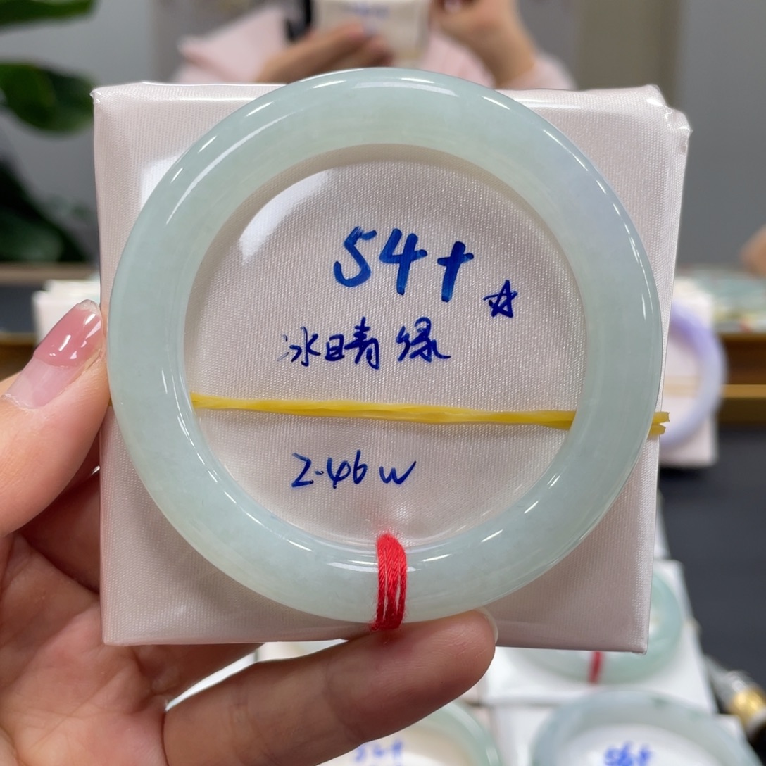 翡翠未镶嵌手镯翡翠