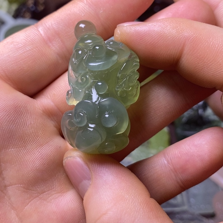 岫玉岫玉颈饰未镶嵌