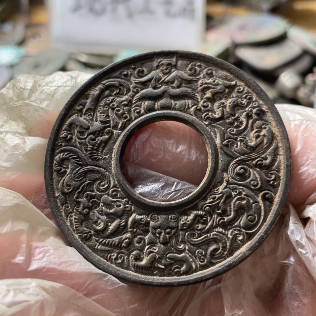 铜现代工艺品学习币